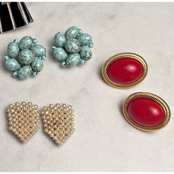Vintage Clip On Earrings Lot Faux Pearl Beaded Turquoise Red Enamel 5 Pairs - Picture 2 of 6